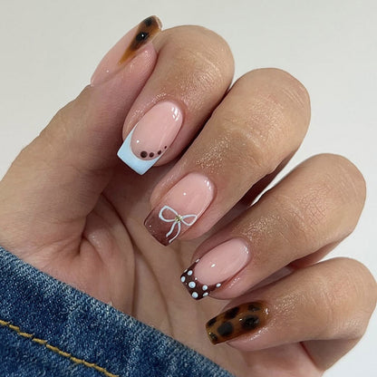 Stylish Decorative Press-On Nail Set with Trendy Patterns Acalora
