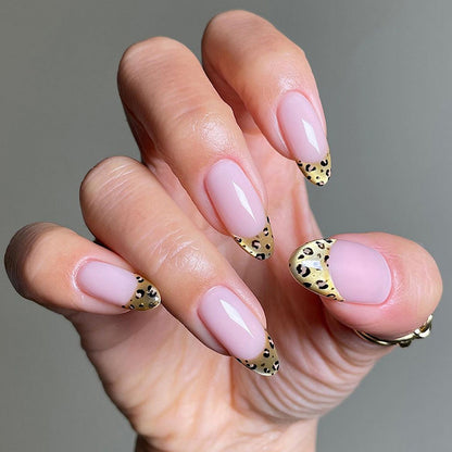 Chic Leopard Print Press-On Nails Acalora