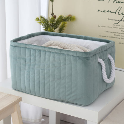 Storage container with handles Acalora