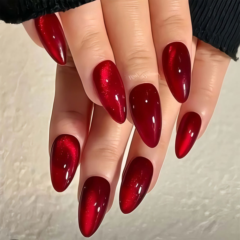 Artificial nails in glamorous high-gloss design Acalora