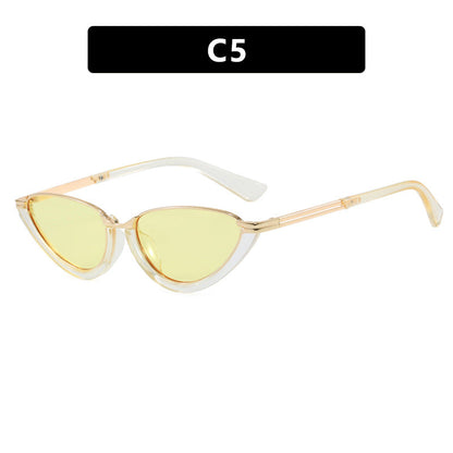 Women futuristic Cat-Eye sunglasses with golden accents Bowlift