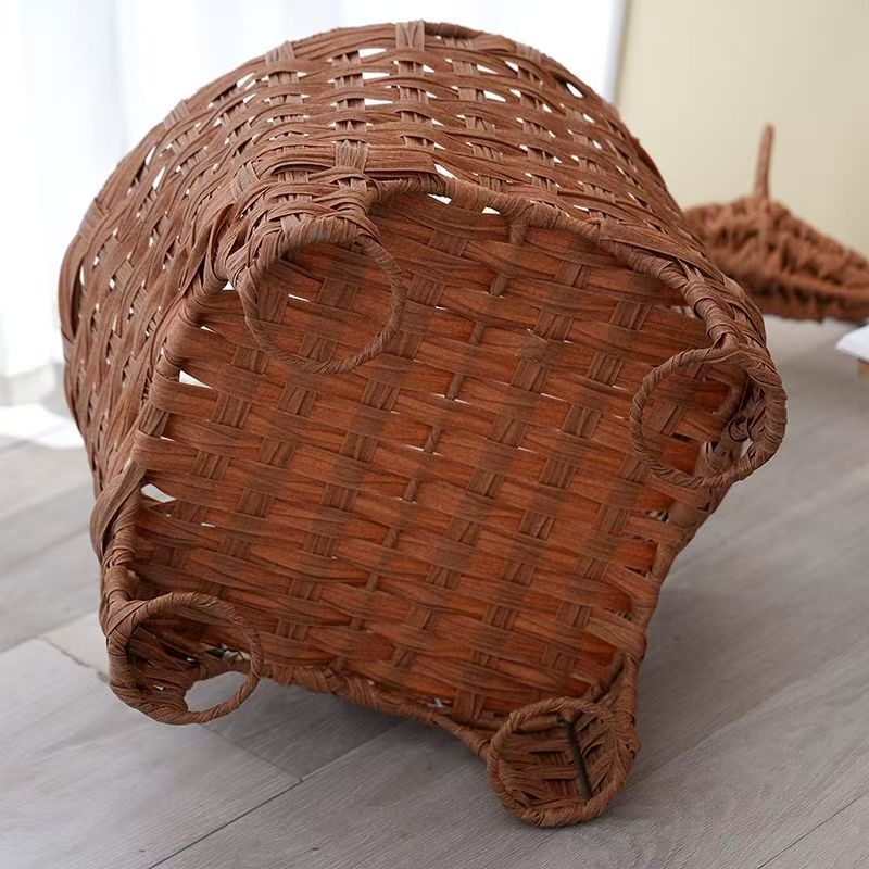 Decorative rattan storage basket with animal design Acalora