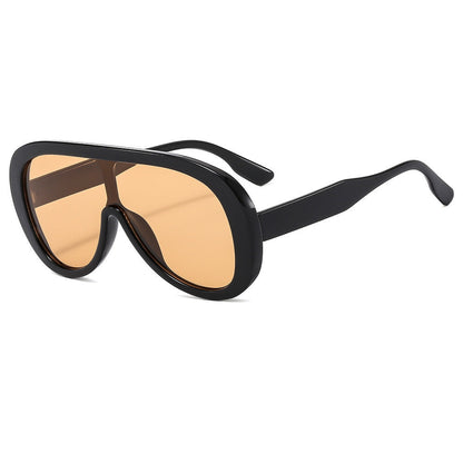 Ladies fashionable sunglasses with wide frame Bowlift
