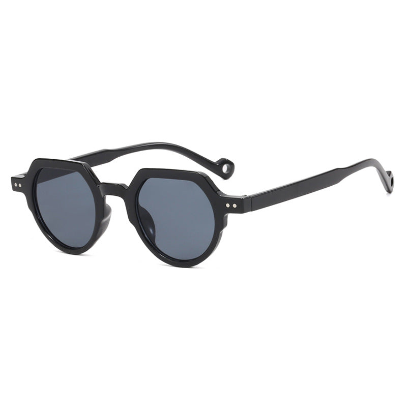 Women's geometric sunglasses with protective UV filter and robust frame Karnz