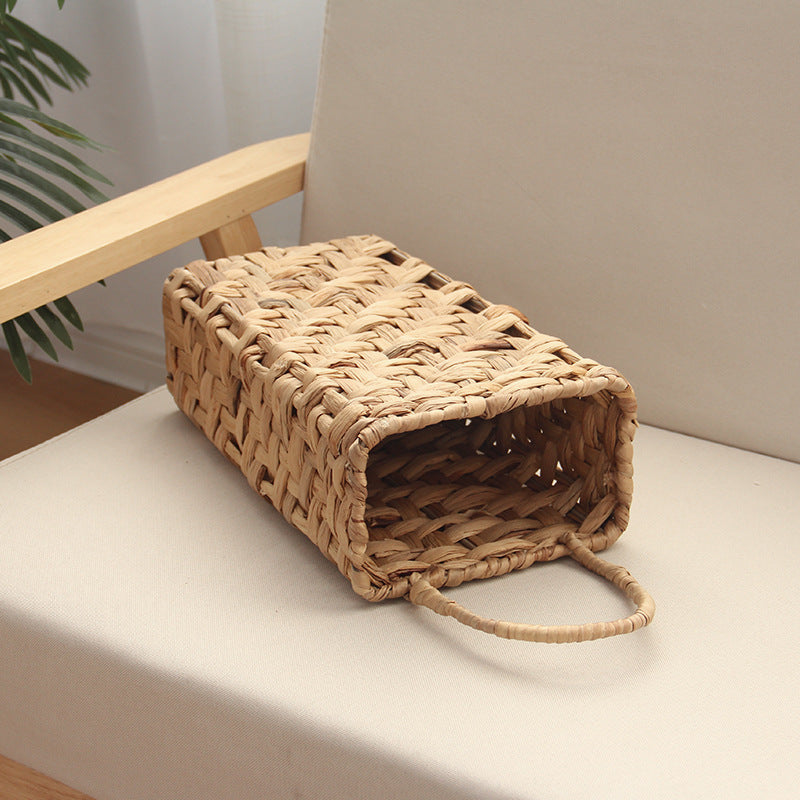 Handwoven flower basket Acalora