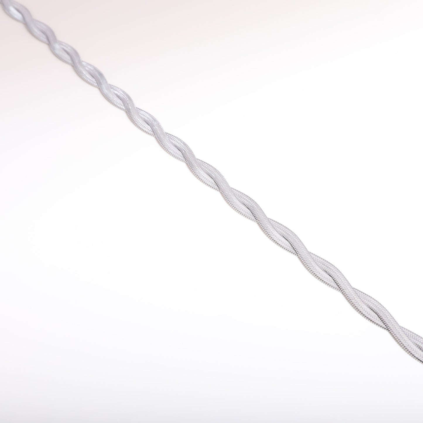 Elegant Textured Wire Bracelet Acalora