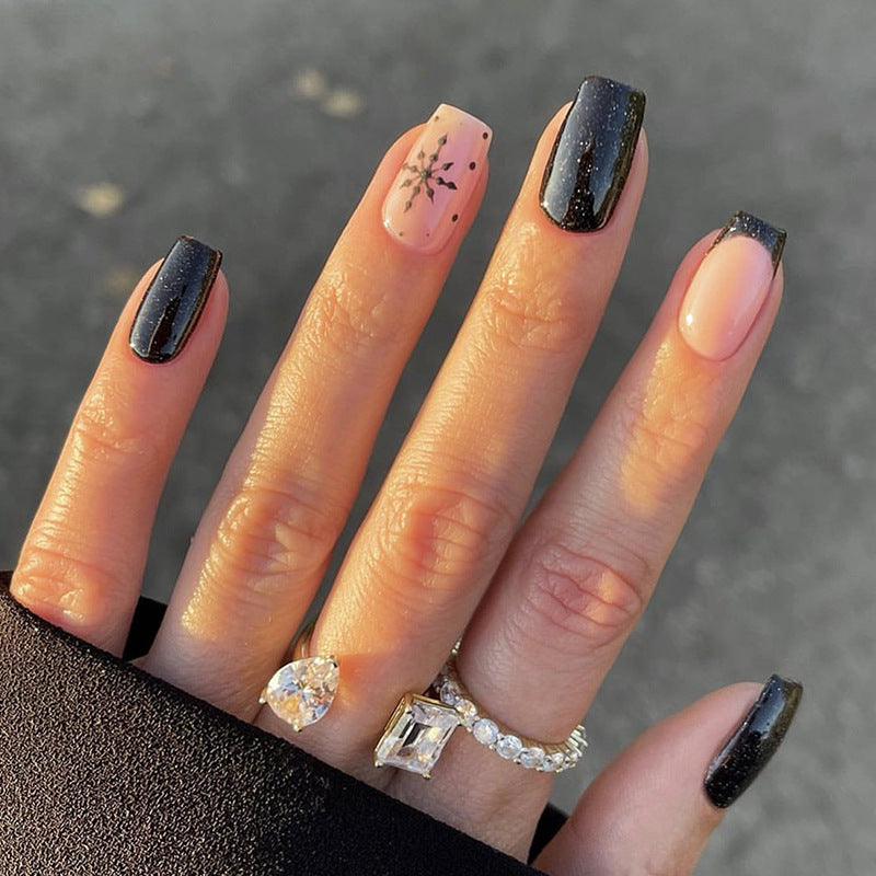 Artfully Designed Press-On Nail Set Acalora