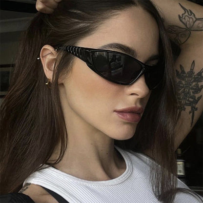 Women's Sporty Sunglasses with aerodynamic design and polarized lenses Karnz