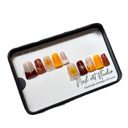 Handmade Floral Press-On Nail Set Acalora