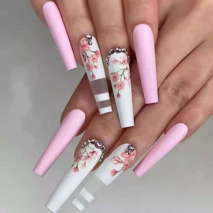 Artificial nails with floral embellishments Acalora
