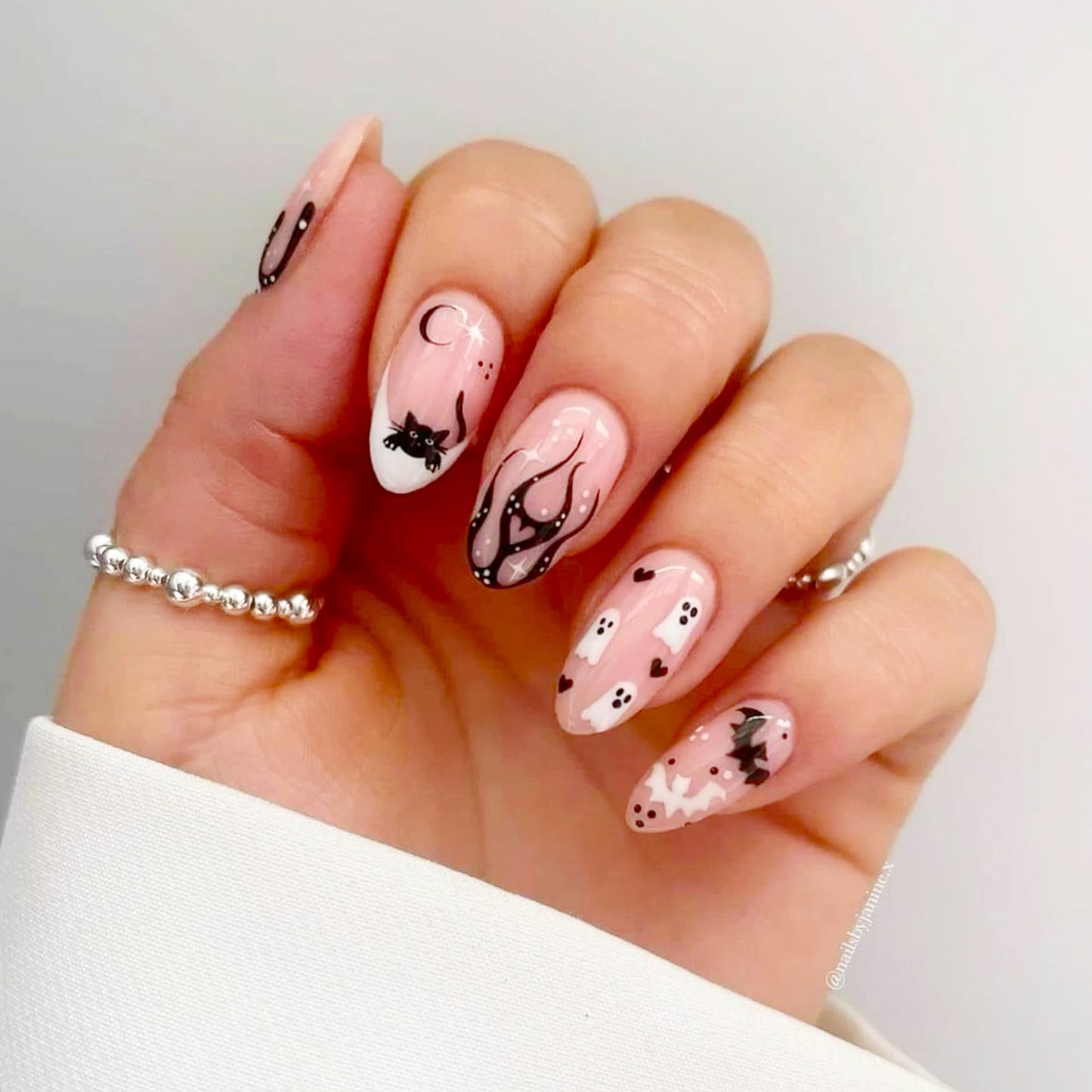 Themed Halloween Press-On Nails Acalora