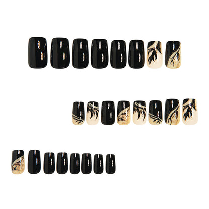Glamorous Artistic Press-On Nails with Elegant Design Acalora