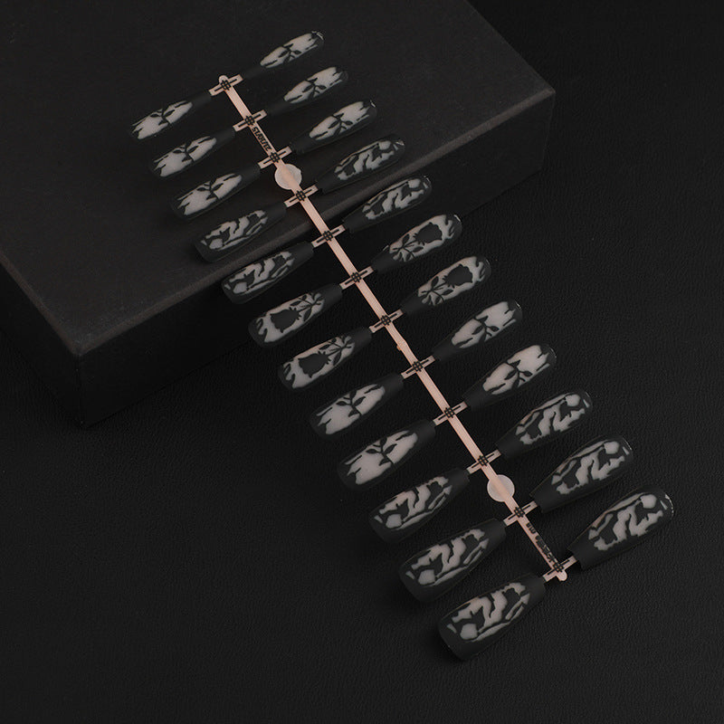 Artificial nails in elegant design Acalora