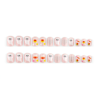Artificial nails for Halloween with cute ghost motifs Acalora