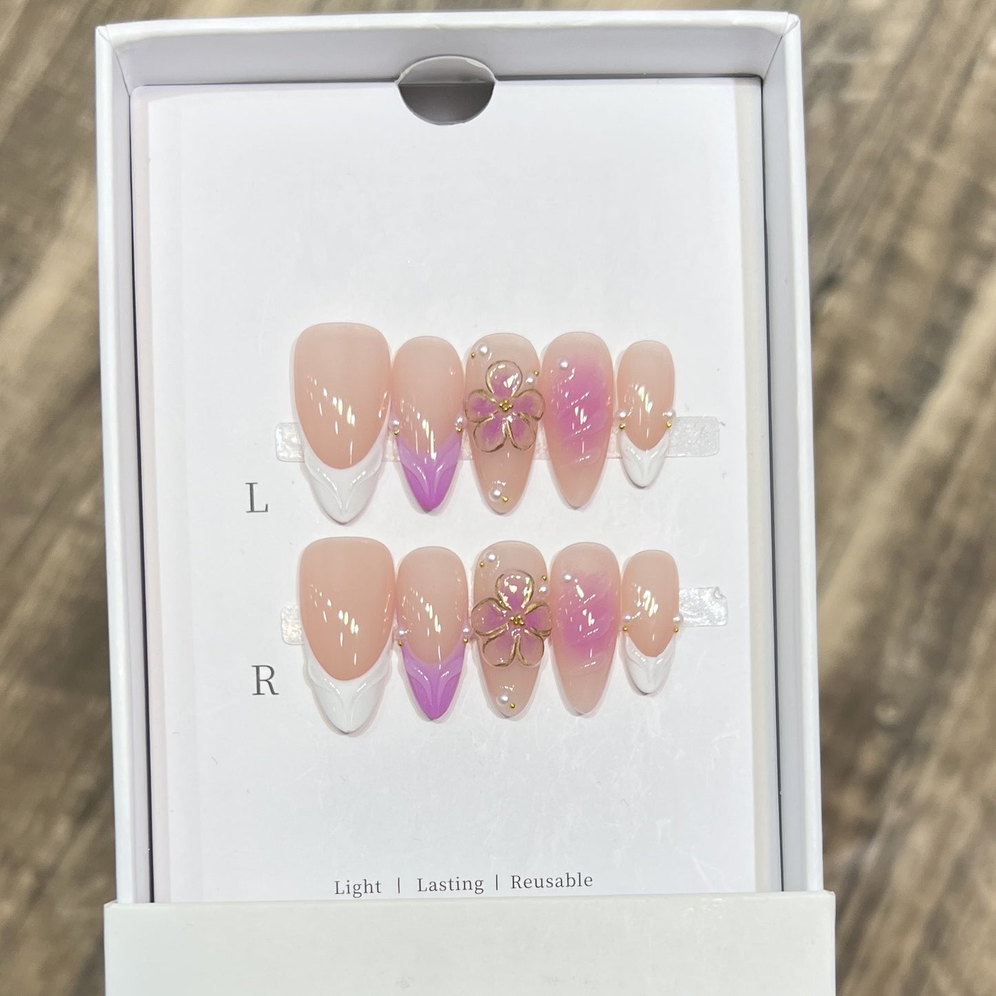 Artistic Floral Press-On Nail Set Acalora