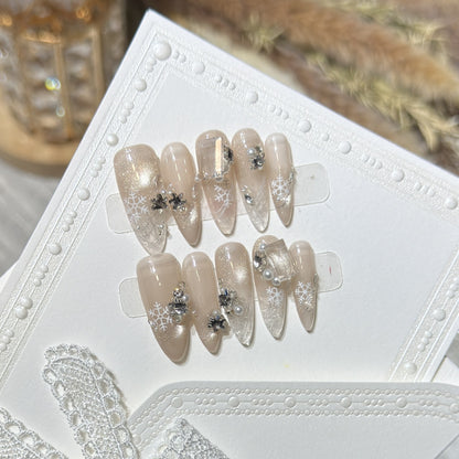 Snowflake-Inspired Stiletto Press-On Nail Set Acalora
