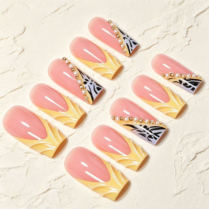 Glamorous Stiletto Press-On Nail Art Set Acalora