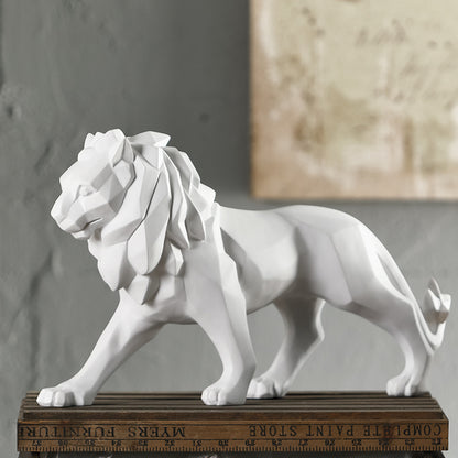 Elegant and modern lion sculpture Acalora