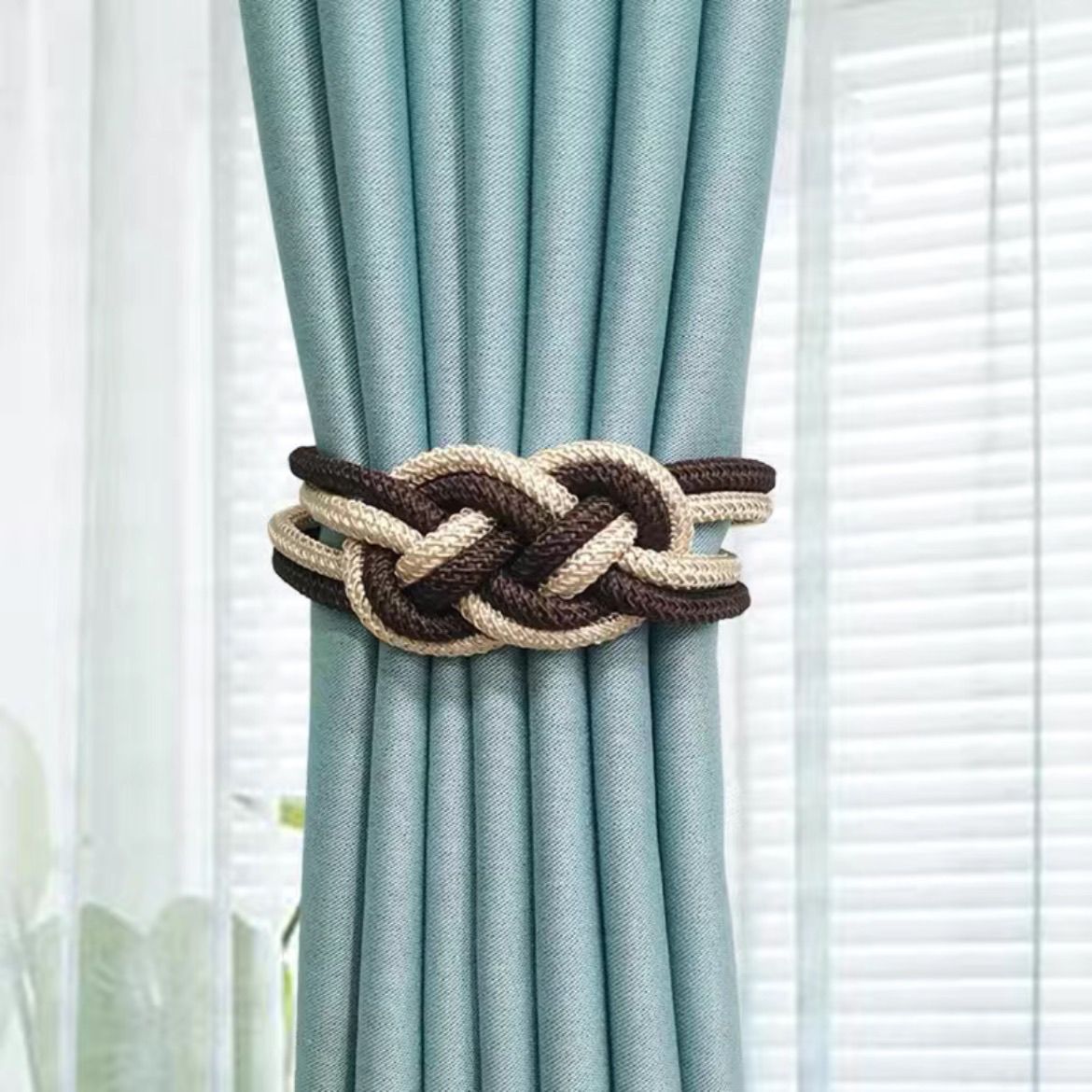 Decorative curtain tieback with braided design Acalora