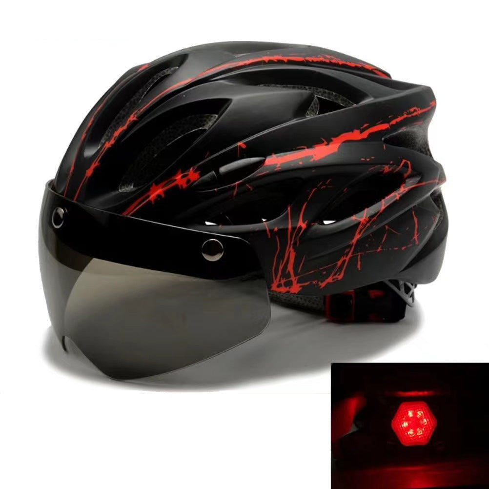 Bicycle helmet with integrated sun visor and optimal ventilation Karnz