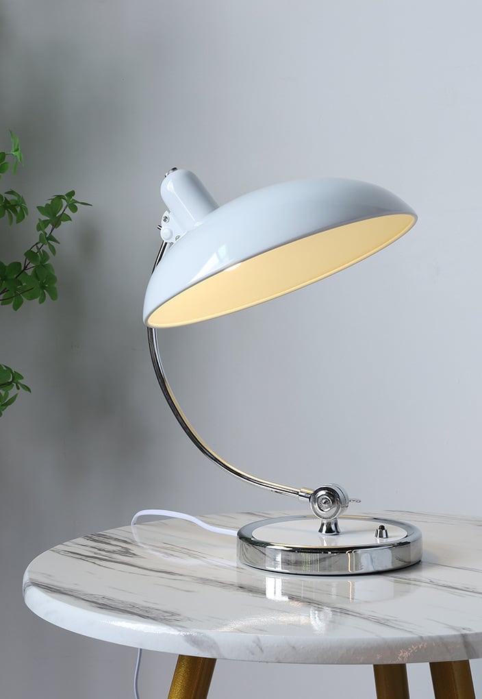 Skanto | Bauhaus KI Classic Table Lamp Replica