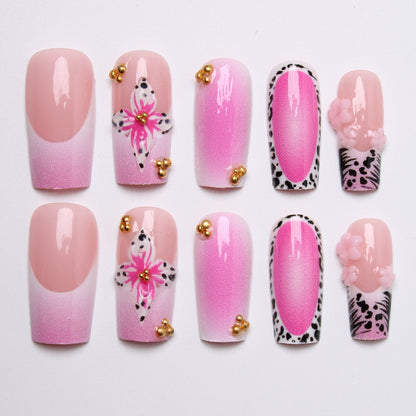 Nail art set with floral and glamorous accents Acalora