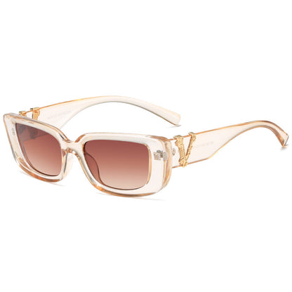 Women's Fashion Sunglasses with Luxurious Tortoiseshell Design and Gold Accents Skanto