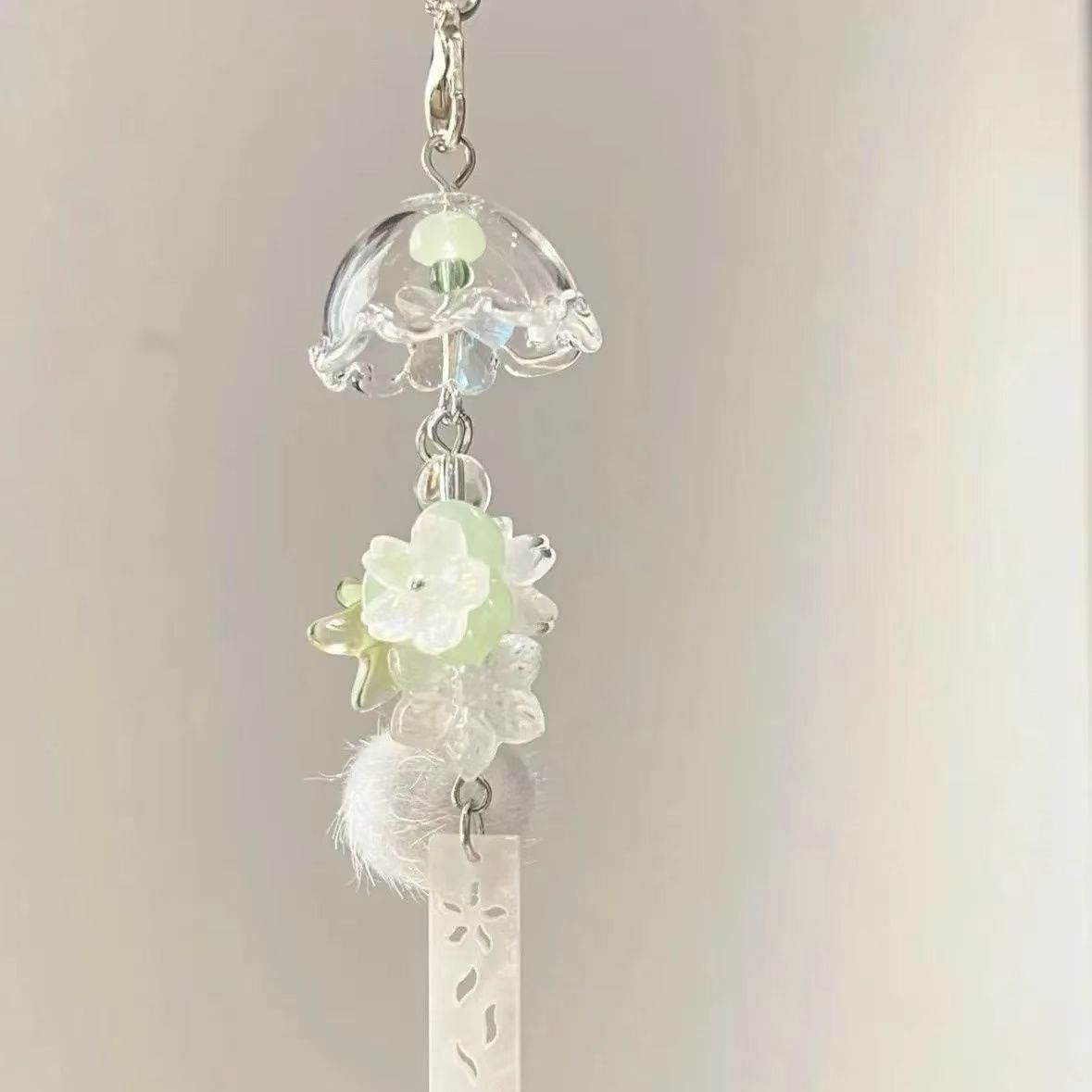 Decorative Floral Charm Keychain Acalora