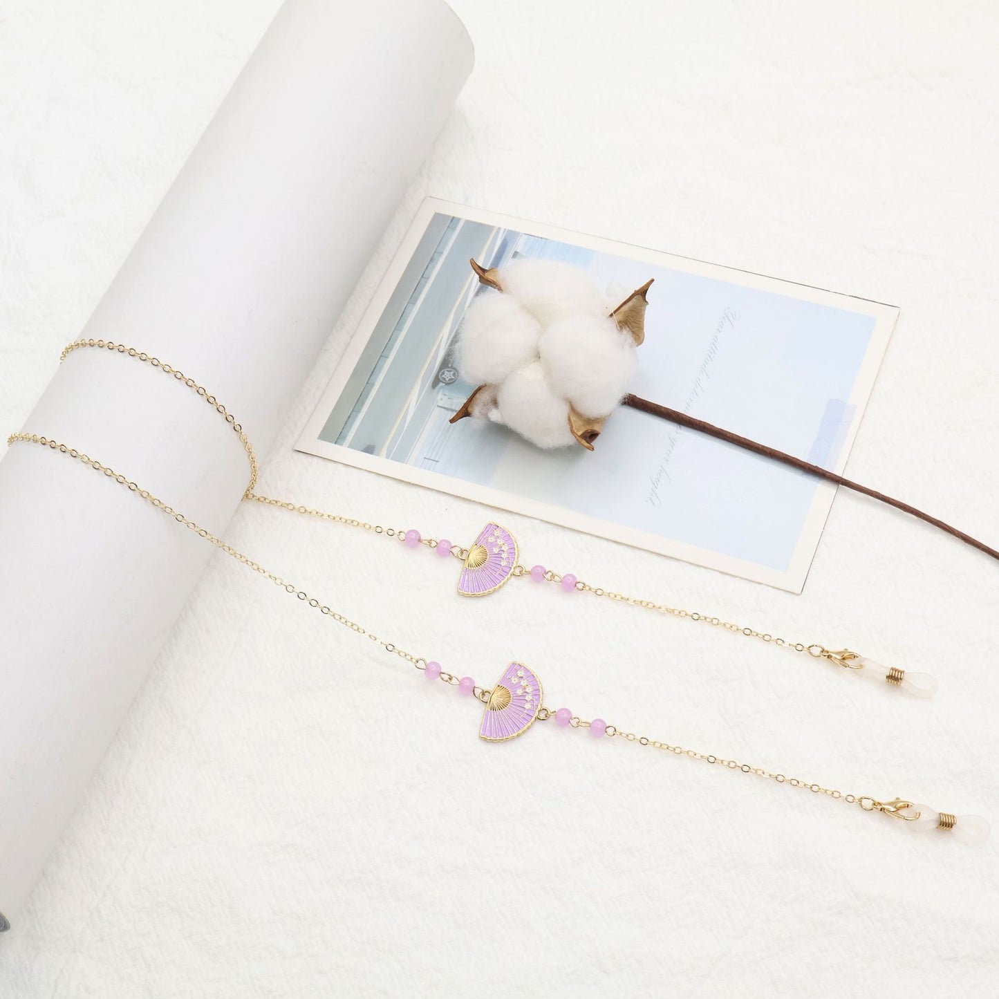 Stylish Eyewear Chain Acalora