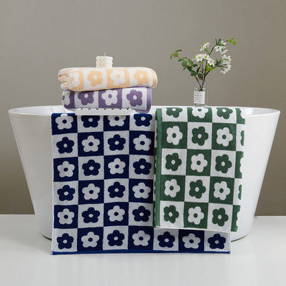 Women's Luxurious Terry Bath Towel with Floral Pattern Karnz