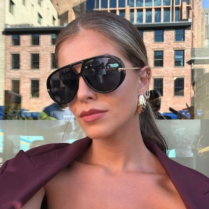 Women Oversized Sunglasses in fashionable Retro Design Bowlift