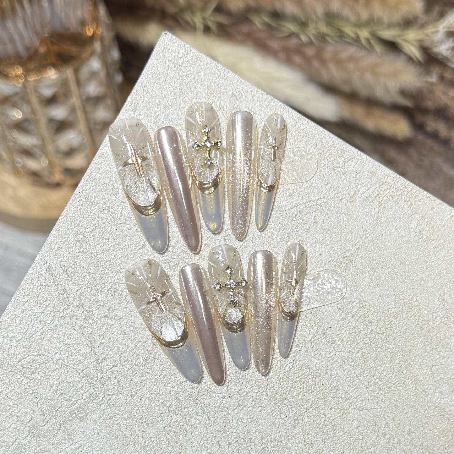Glamorous Stiletto Press-On Nail Set with Artistic Accents Acalora