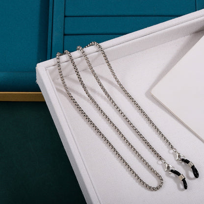Versatile Eyewear Retainer Chain Acalora