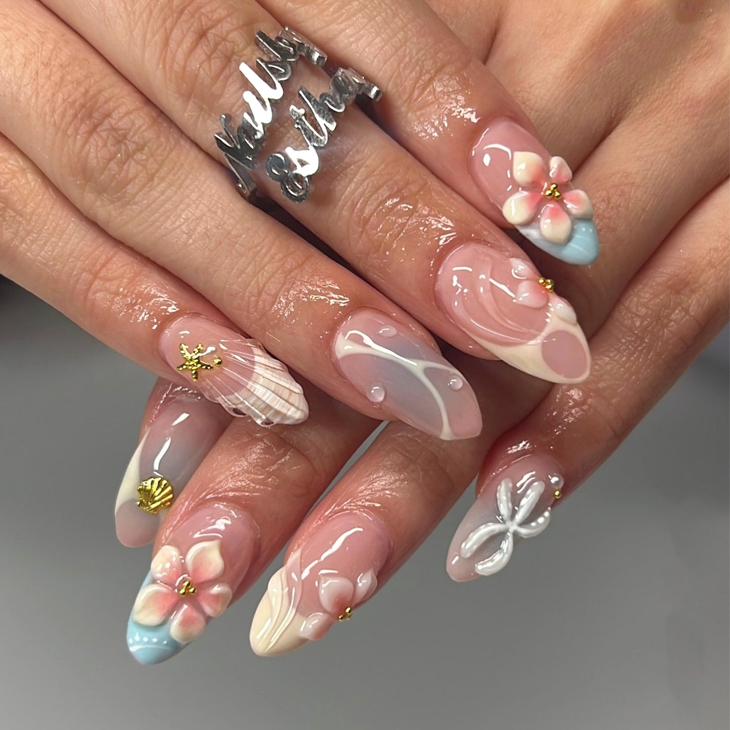 Beach-Inspired Decorative Press-On Nail Set Acalora