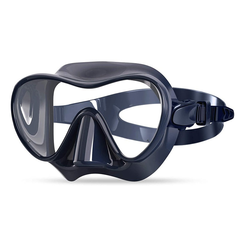 Diving mask with flexible silicone edge and clear field of vision Bowlift