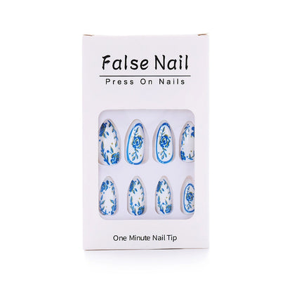 Decorative nails with floral design Acalora