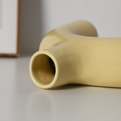 Stylish and creative ceramic vase Acalora