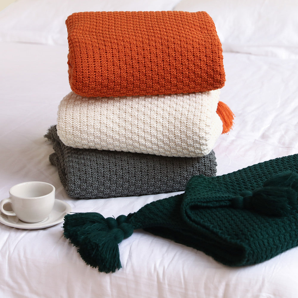 Plush Woven Decorative Throw Blanket