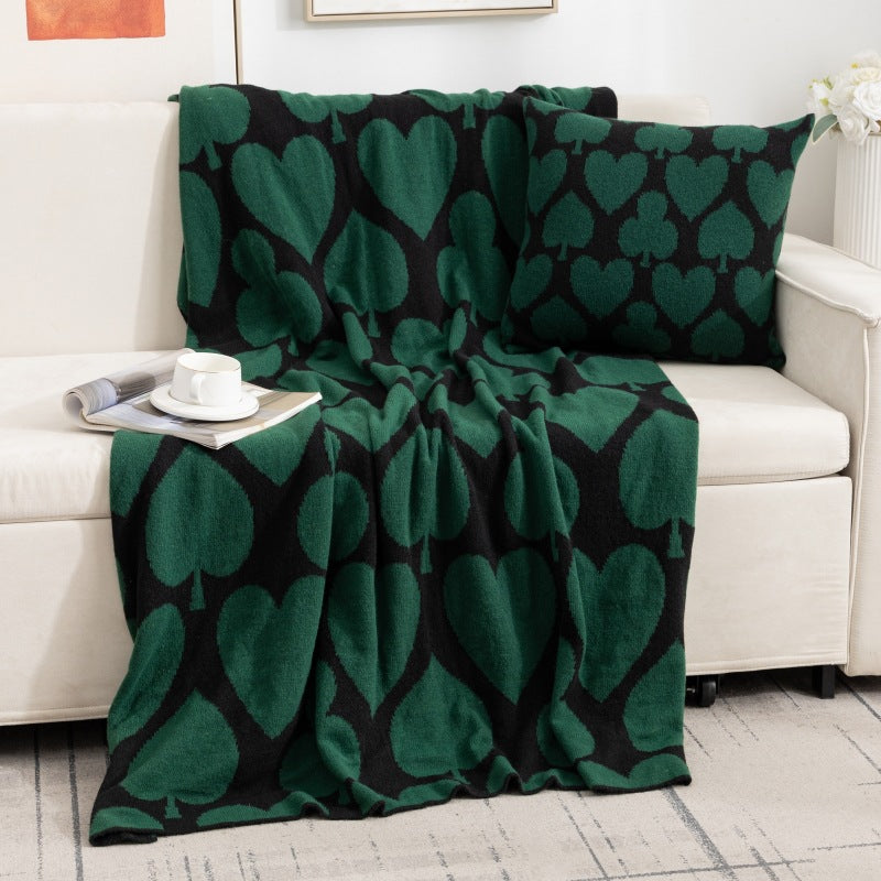 Plush Hearts Pattern Throw Blanket