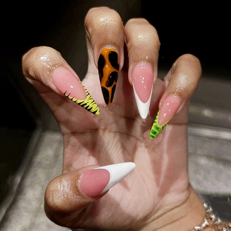 Artistic Stiletto Nail Kit Acalora