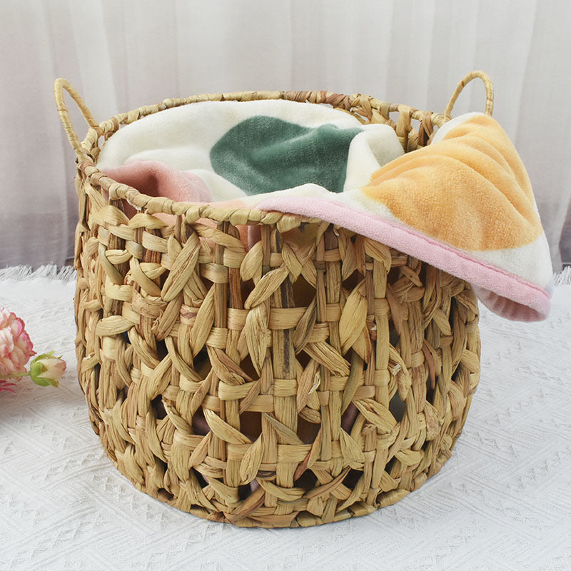 Handwoven decorative basket Acalora