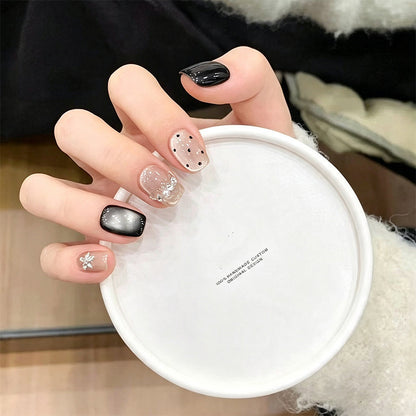 Artificial nail set with sparkling glitter accents Acalora