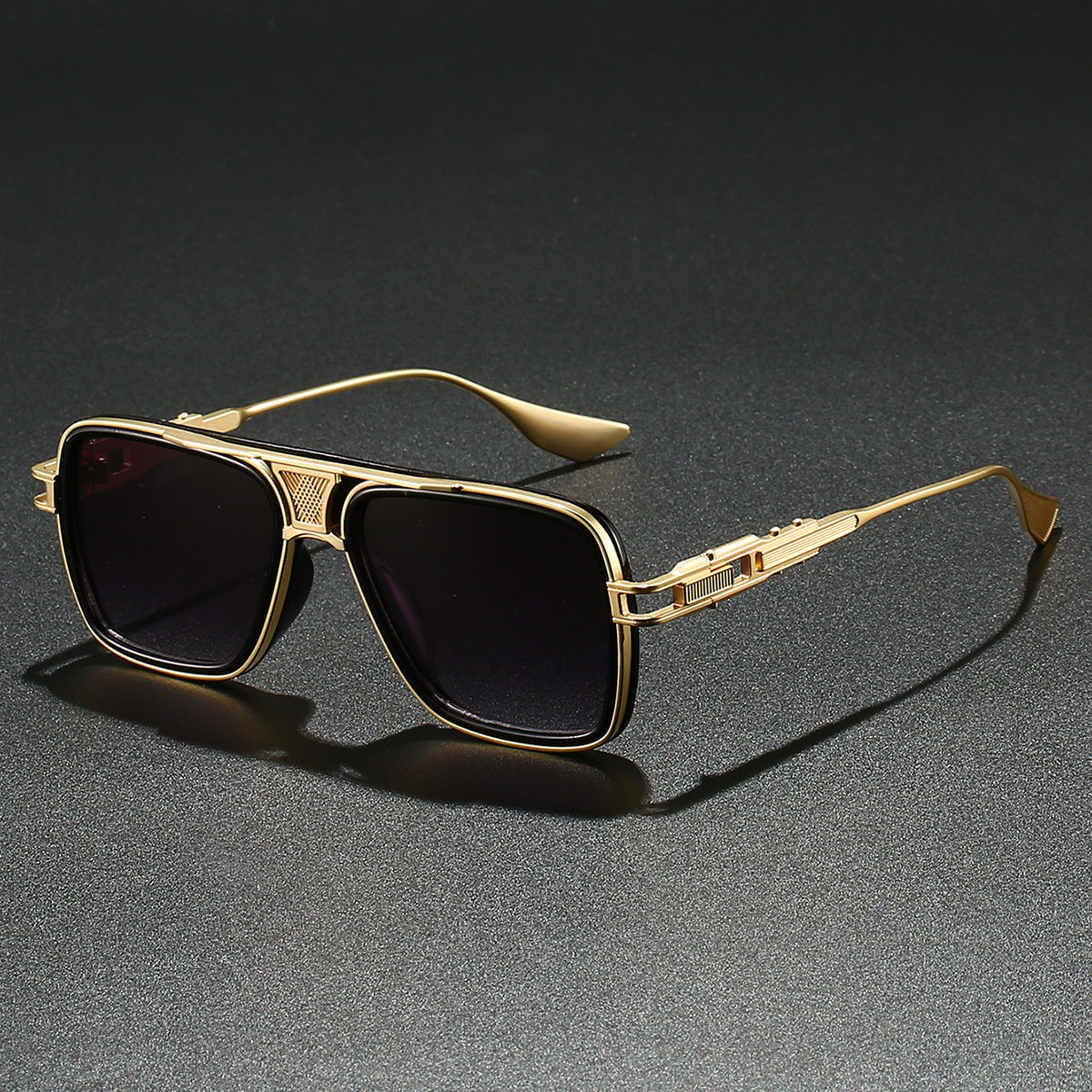 Women's designer sunglasses with luxurious metal frame and trendy detail Brehn