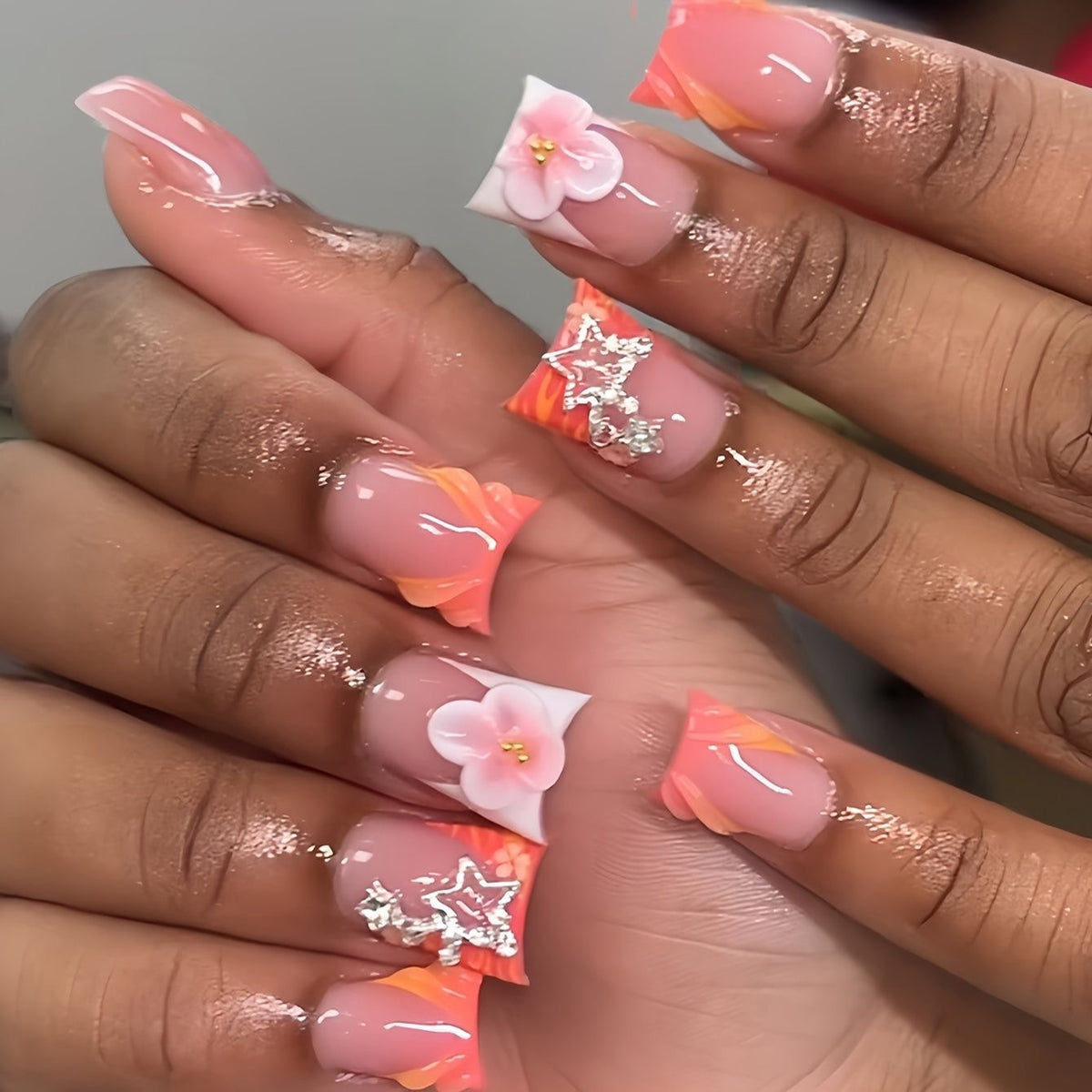 Artistic Press-On Nail Art Set with Floral and Gemstone Accents Acalora