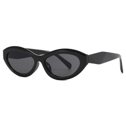 Women's Cat-Eye Sunglasses with Wide Frame and UV Protection Bowlift