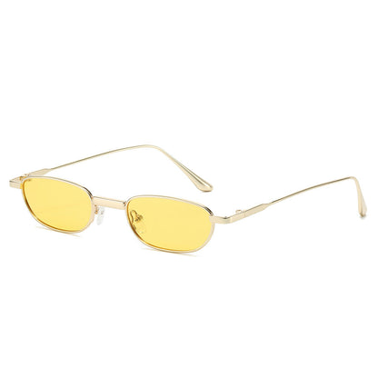 Women elegant and minimalist sunglasses frame Bowlift