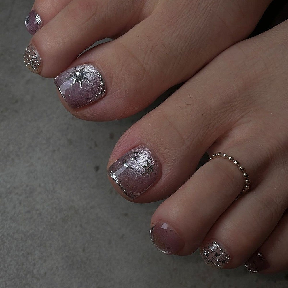 Artificial nails for elegant foot care Acalora