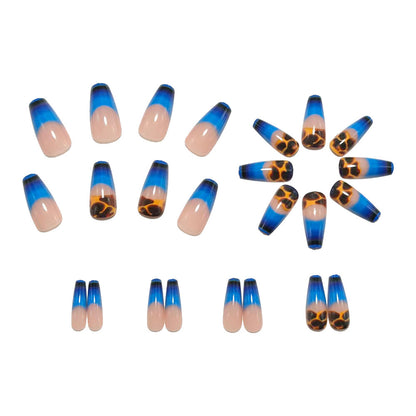 Artificial nails with elegant gradient and fashionable animal design Acalora