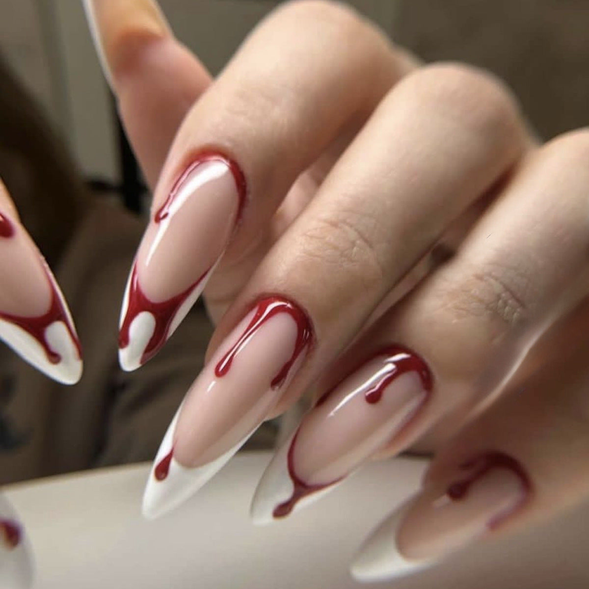 Artistic Press-On Nail Kit with Halloween Theme Acalora