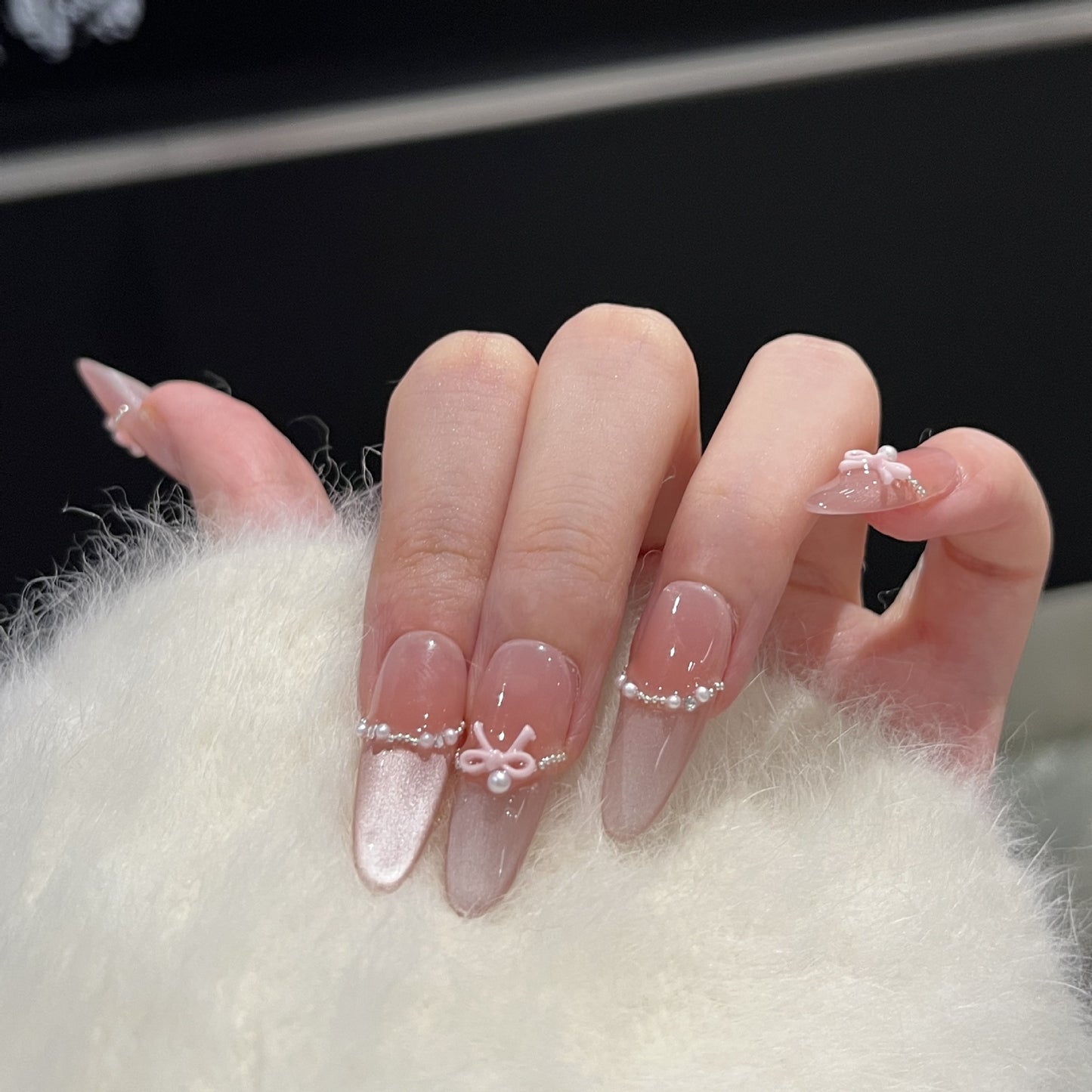 Elegant Decorative Stiletto Press-On Nails Acalora